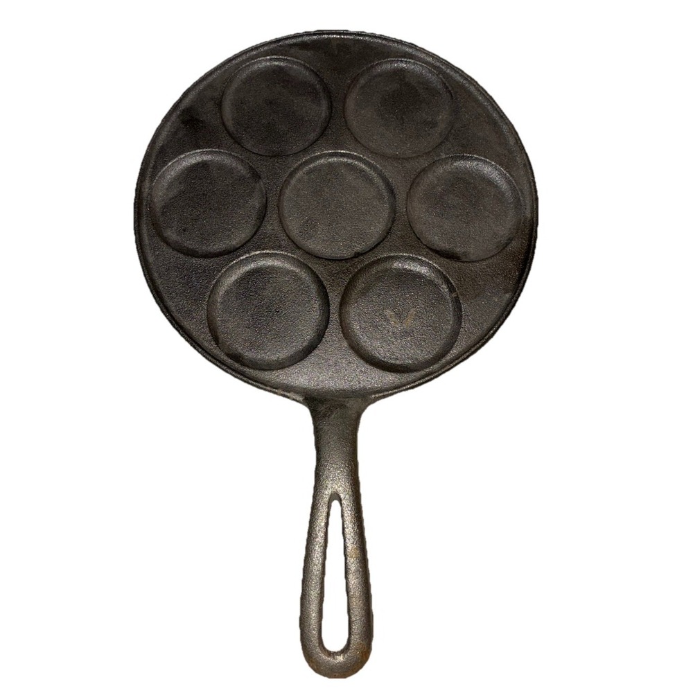 Vintage Plett Pan Cast Iron 9"‎ Griddle Swedish Pancakes Skillet 7 Pancakes
